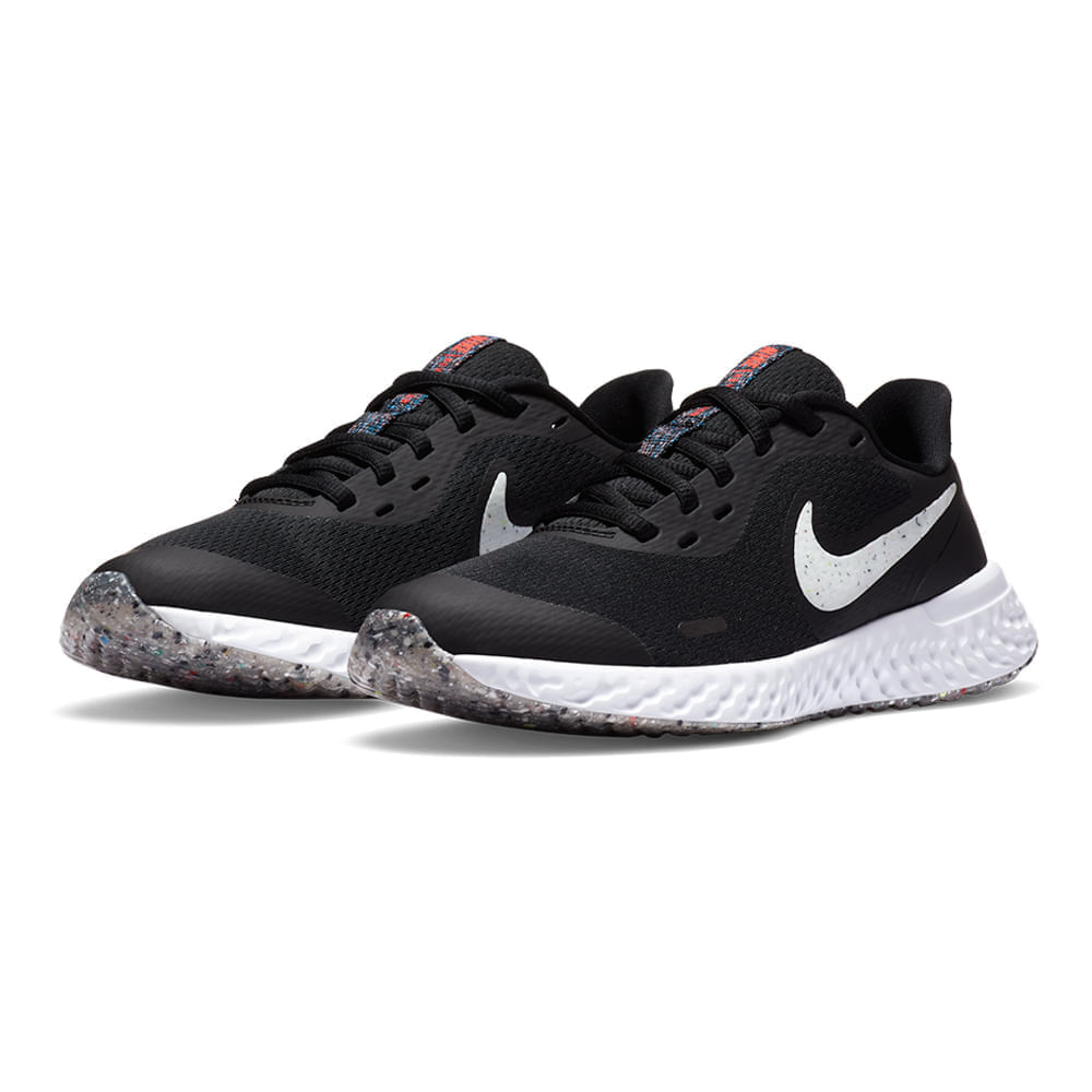 nike revolution 5 se